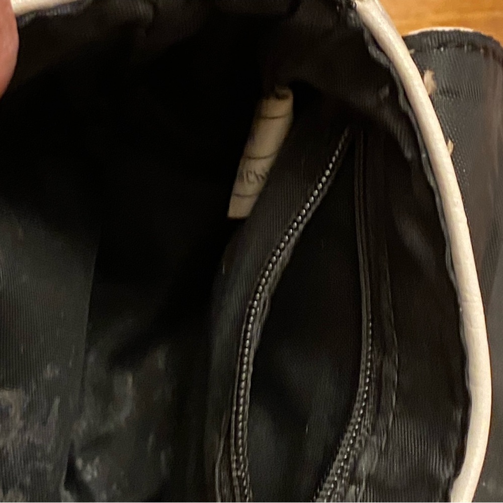 Kenneth Cole Reaction White Crossbody Mini Bag - Picture 8 of 10